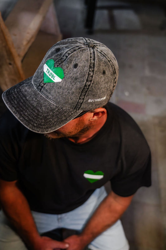 TRØBL Pet – ROTTERDAM | Groen–Wit–Groen Logo | Rotterdam Streetwear